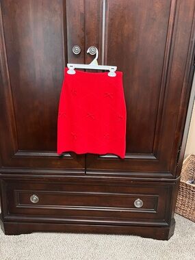 Red Bow-Accent Knit Skirt - Women's